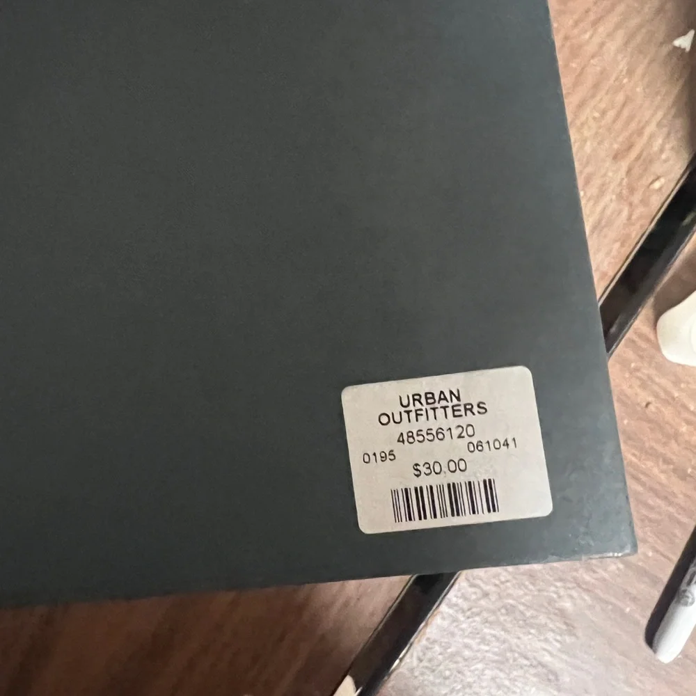 Harry’s Shaving Razor Gift Box - Picture 4 of 6